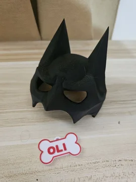Mascara de superheroe 3D en primer plano
